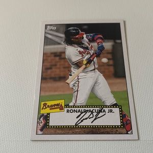 Ronald Acuña Jr. Atlanta Braves baseball card